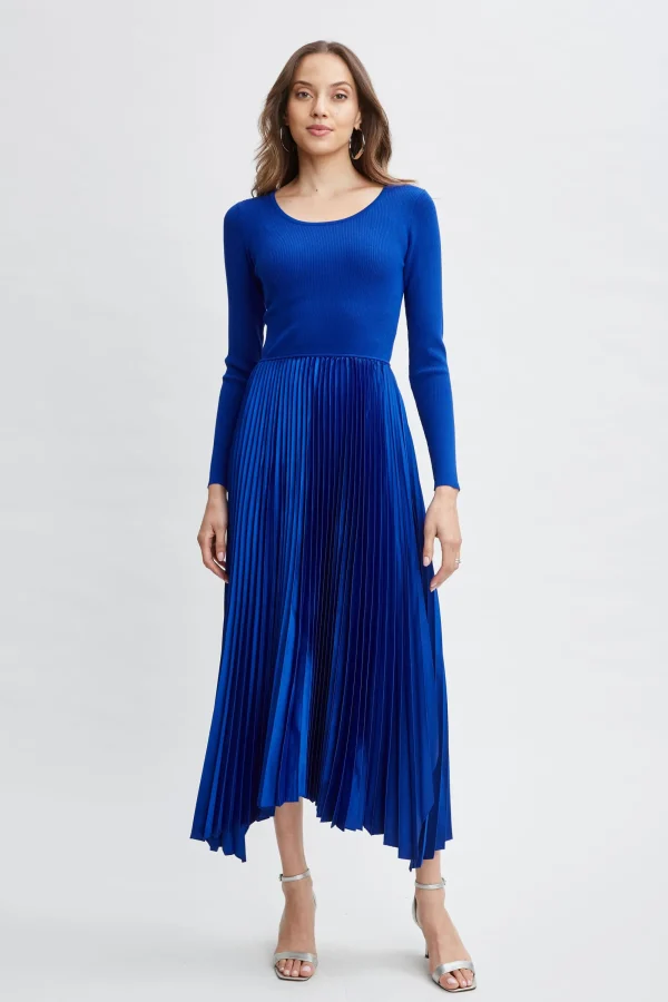 Elie Tahari Dresses & Jumpsuits-Long Sleeve Knit Pleated Dress