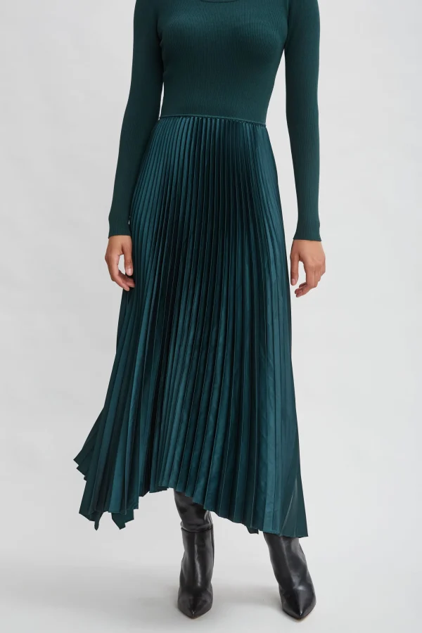 Elie Tahari Dresses & Jumpsuits | Long Sleeve Dresses-Long Sleeve Knit Pleated Dress