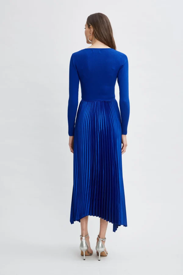 Elie Tahari Dresses & Jumpsuits-Long Sleeve Knit Pleated Dress