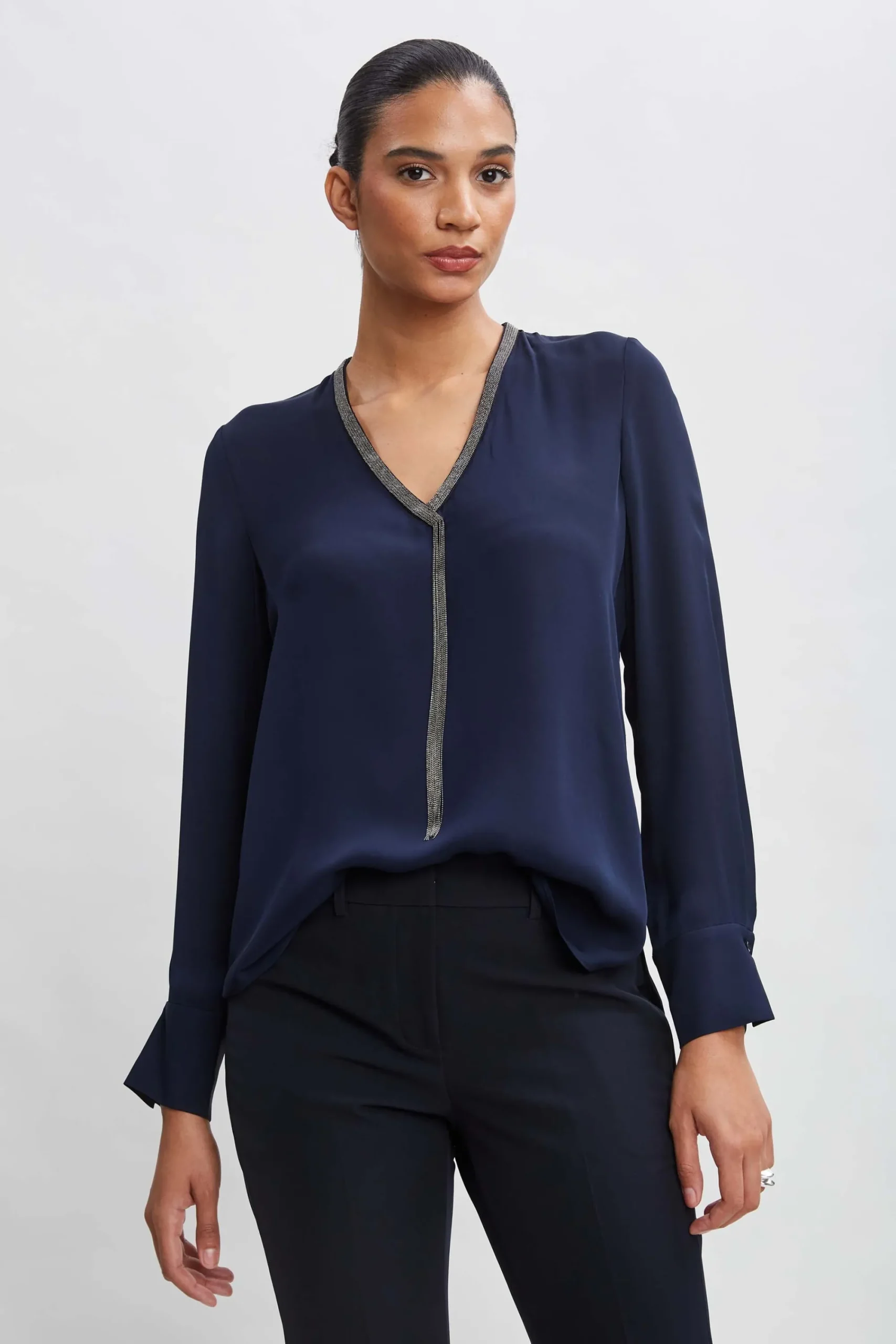 silk_long_sleeve_chain_sh_2-1.webp Elie Tahari Tops & Sweaters-Silk Long Sleeve Chain Shirt